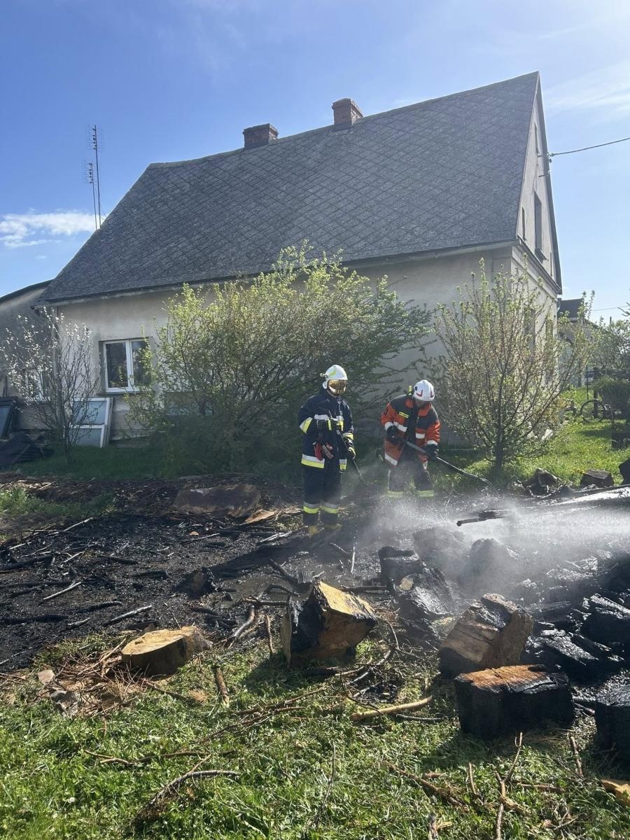 Zdjęcie w galerii na portalu naszraciborz.pl: Pożary i interwencje straży pożarnej w powiecie raciborskim [RAPORT] wiadomości z regionu