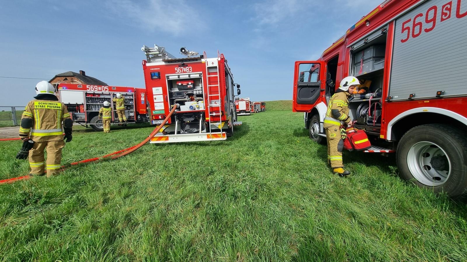 Zdjęcie w galerii na portalu naszraciborz.pl: Pożary i interwencje straży pożarnej w powiecie raciborskim [RAPORT] wiadomości z regionu