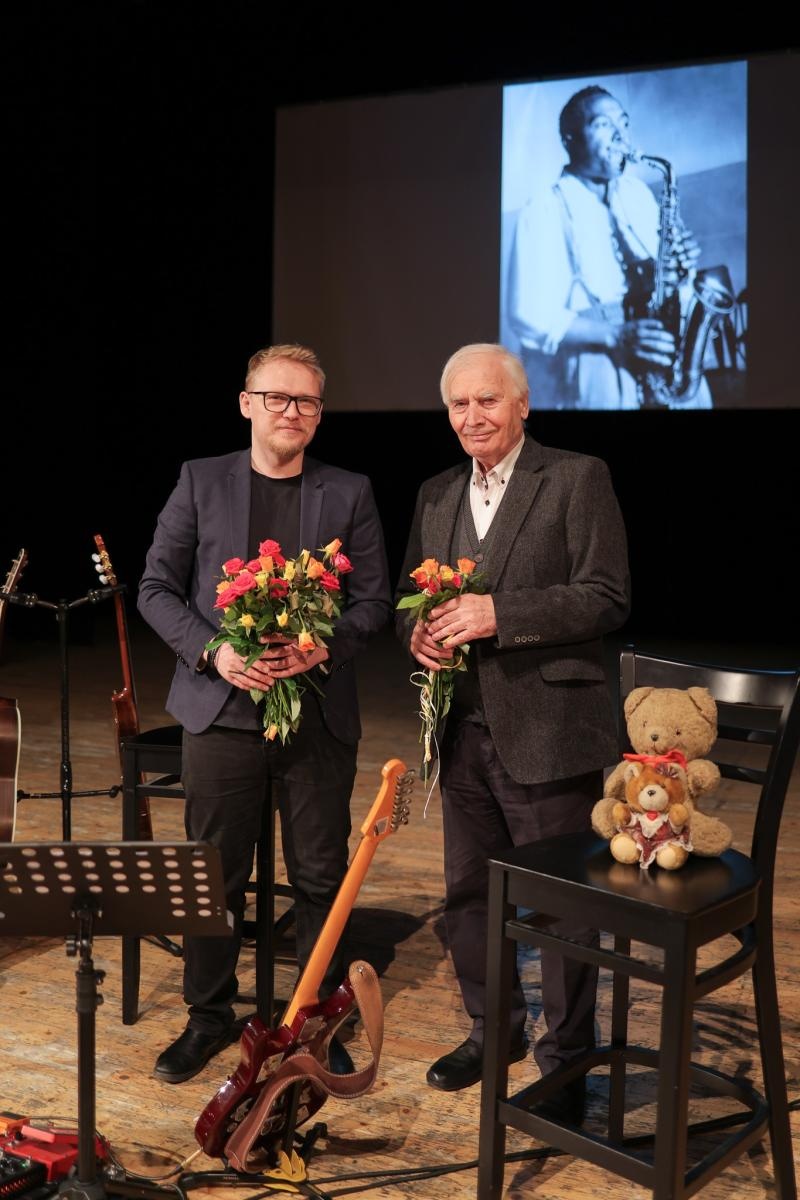 Zdjęcie w galerii na portalu naszraciborz.pl: Ile brzmień ma gitara? Gitary elektryczne na koncertach umuzykalniających w RCK wiadomości z regionu