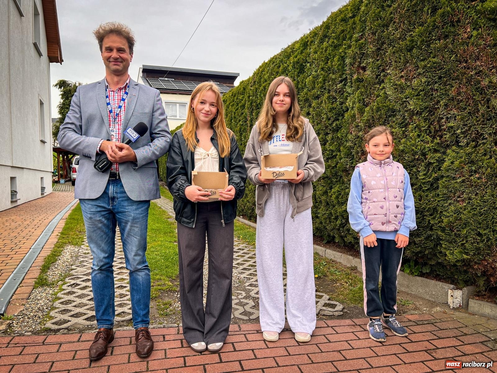 Zdjęcie w galerii na portalu naszraciborz.pl: Wielkopiątkowe klekotanie w Sudole. Tradycją zainteresowała się TVP [FOTO i WIDEO] wiadomości z regionu