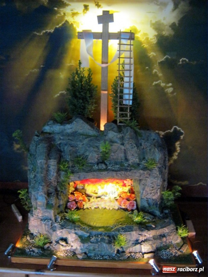 Zdjęcie w galerii na portalu naszraciborz.pl: Prywatny Boży Grób Grzegorza Mejłuna wiadomości z regionu