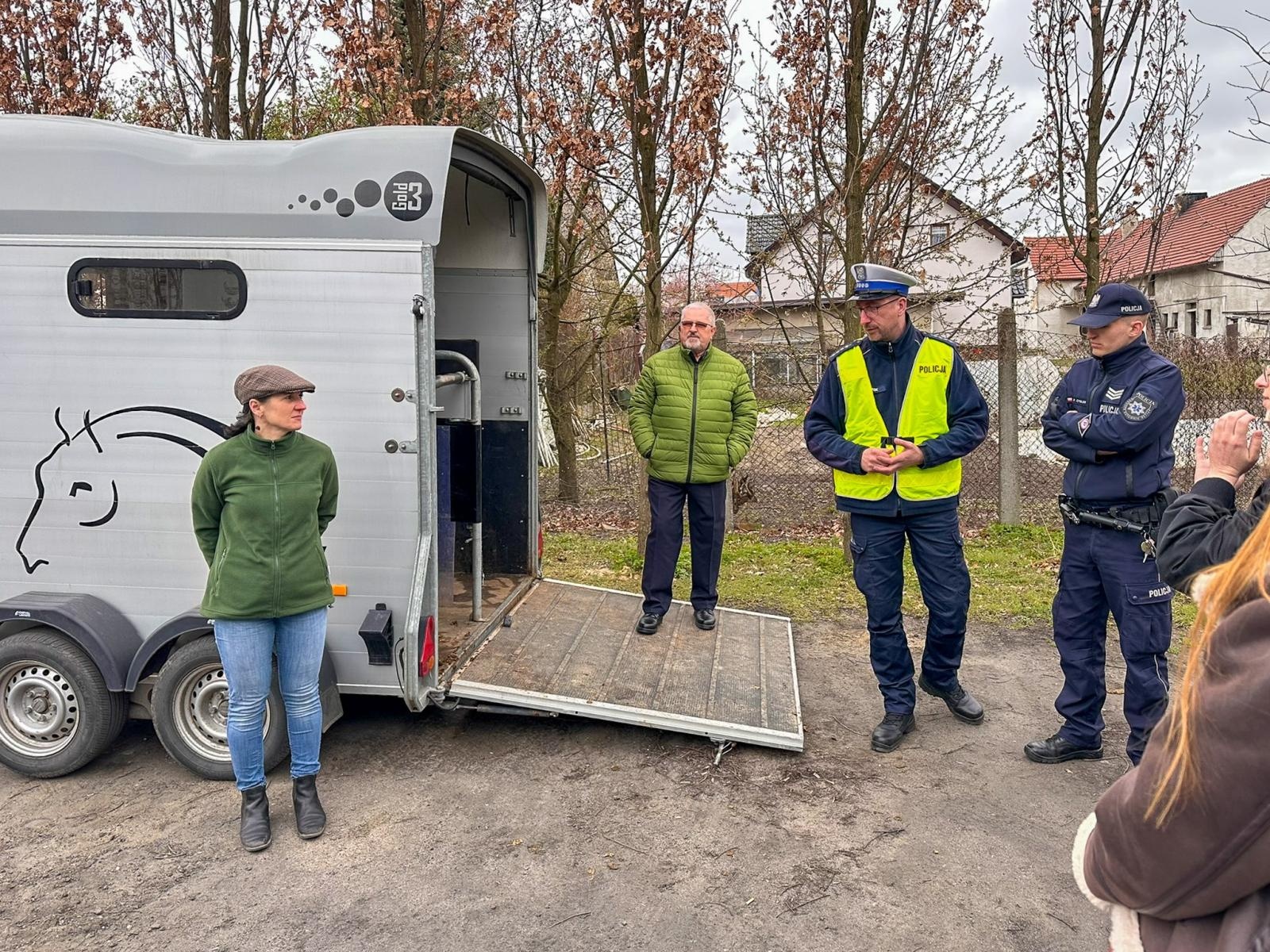 Zdjęcie w galerii na portalu naszraciborz.pl: Seminarium o obecności koni w przestrzeni publicznej: bezpieczeństwo, służby mundurowe i jeździectwo wiadomości z regionu