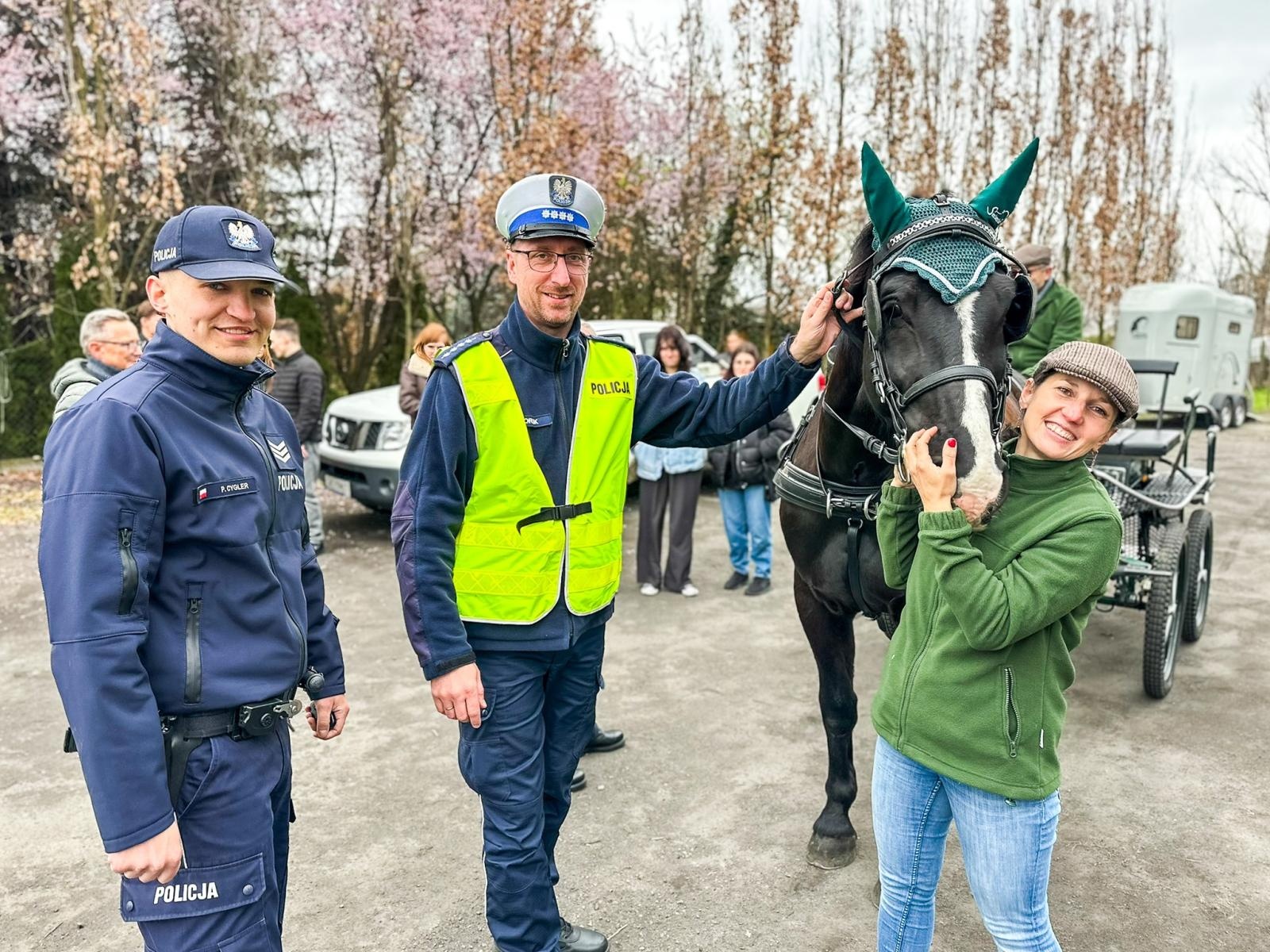 Zdjęcie w galerii na portalu naszraciborz.pl: Seminarium o obecności koni w przestrzeni publicznej: bezpieczeństwo, służby mundurowe i jeździectwo wiadomości z regionu