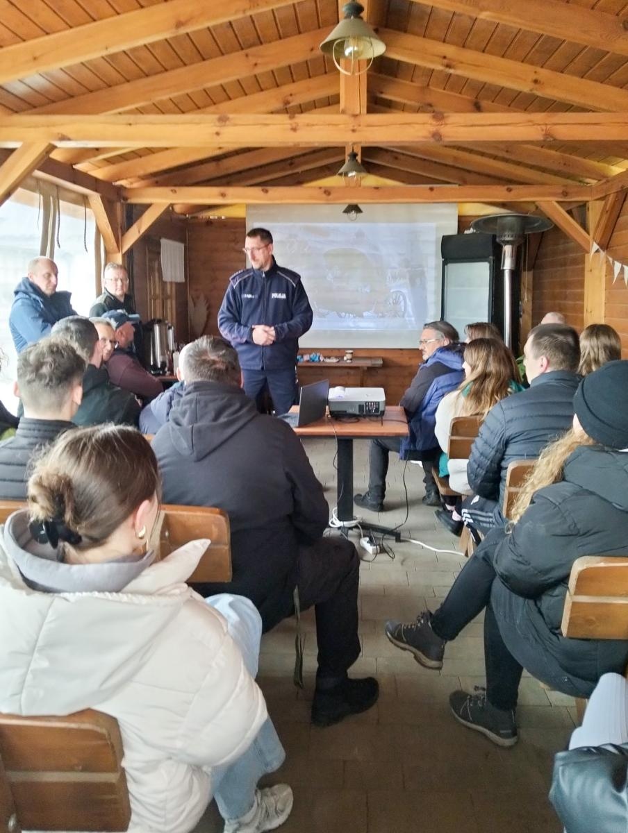 Zdjęcie w galerii na portalu naszraciborz.pl: Seminarium o obecności koni w przestrzeni publicznej: bezpieczeństwo, służby mundurowe i jeździectwo wiadomości z regionu