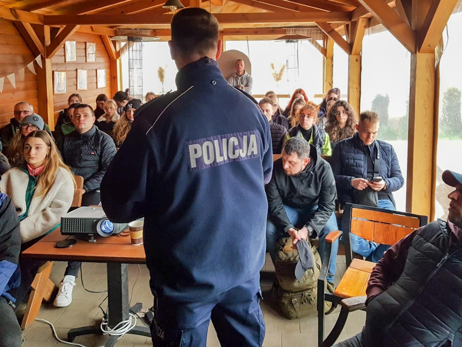 Zdjęcie w galerii na portalu naszraciborz.pl: Seminarium o obecności koni w przestrzeni publicznej: bezpieczeństwo, służby mundurowe i jeździectwo wiadomości z regionu