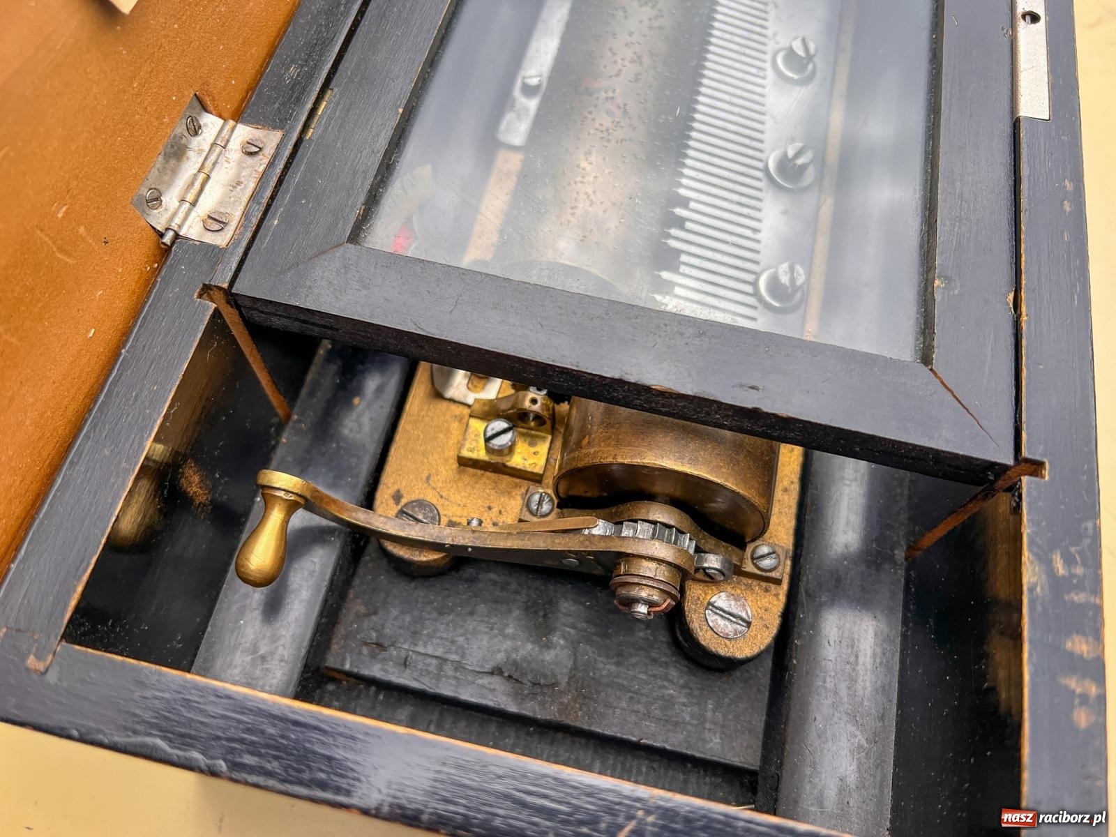 Zdjęcie w galerii na portalu naszraciborz.pl: Raciborski targ staroci ze smutnym akcentem  wiadomości z regionu