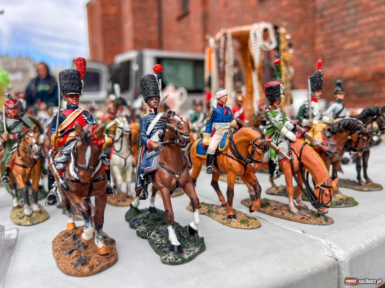 Zdjęcie w galerii na portalu naszraciborz.pl: Raciborski targ staroci ze smutnym akcentem  wiadomości z regionu