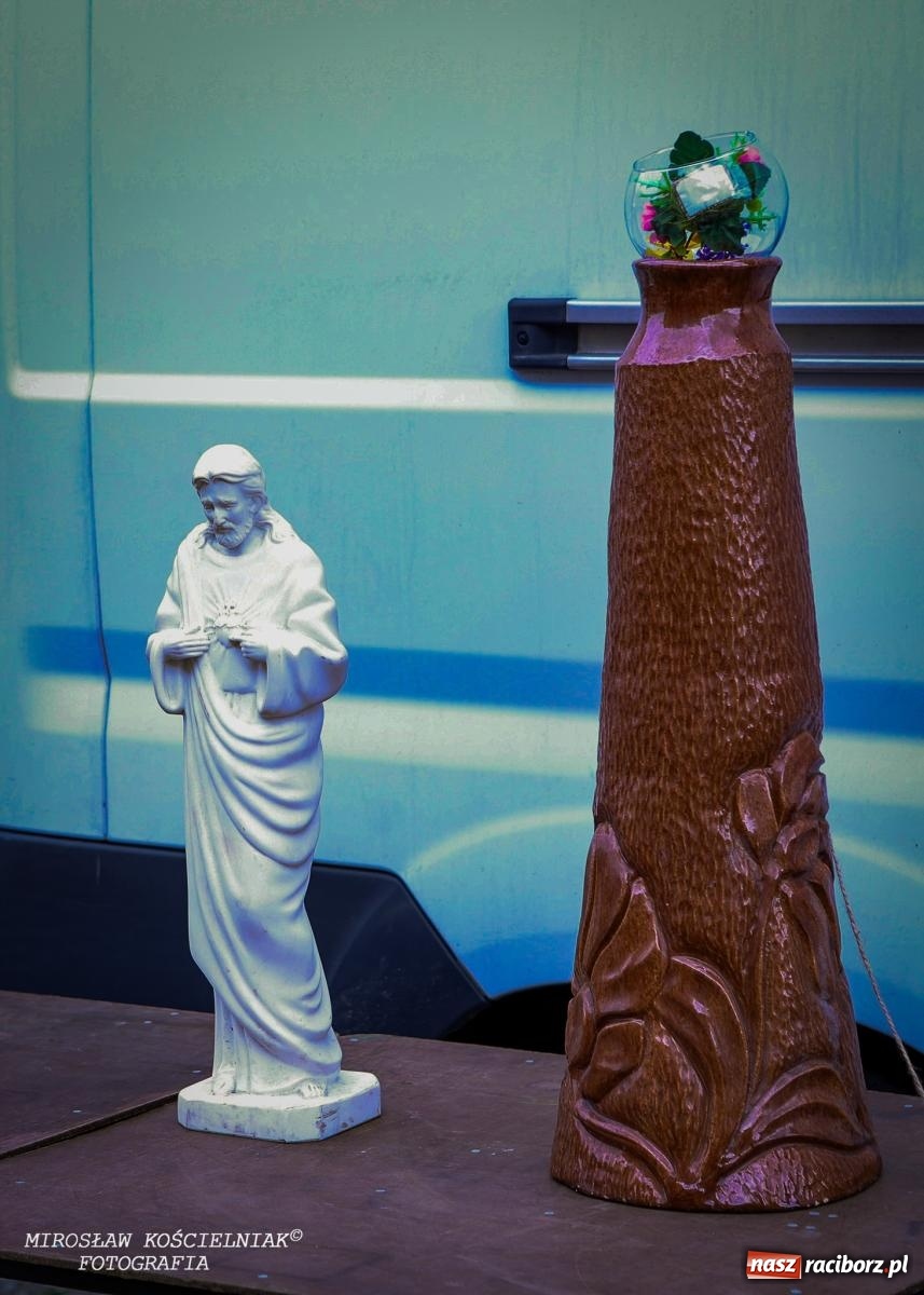 Zdjęcie w galerii na portalu naszraciborz.pl: Raciborski targ staroci ze smutnym akcentem  wiadomości z regionu