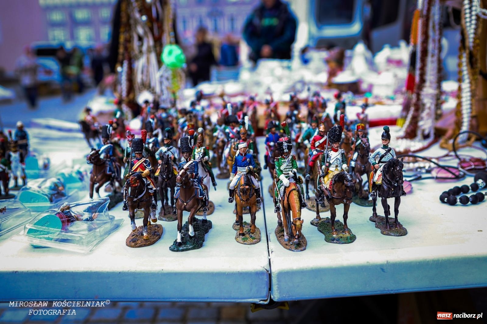 Zdjęcie w galerii na portalu naszraciborz.pl: Raciborski targ staroci ze smutnym akcentem  wiadomości z regionu