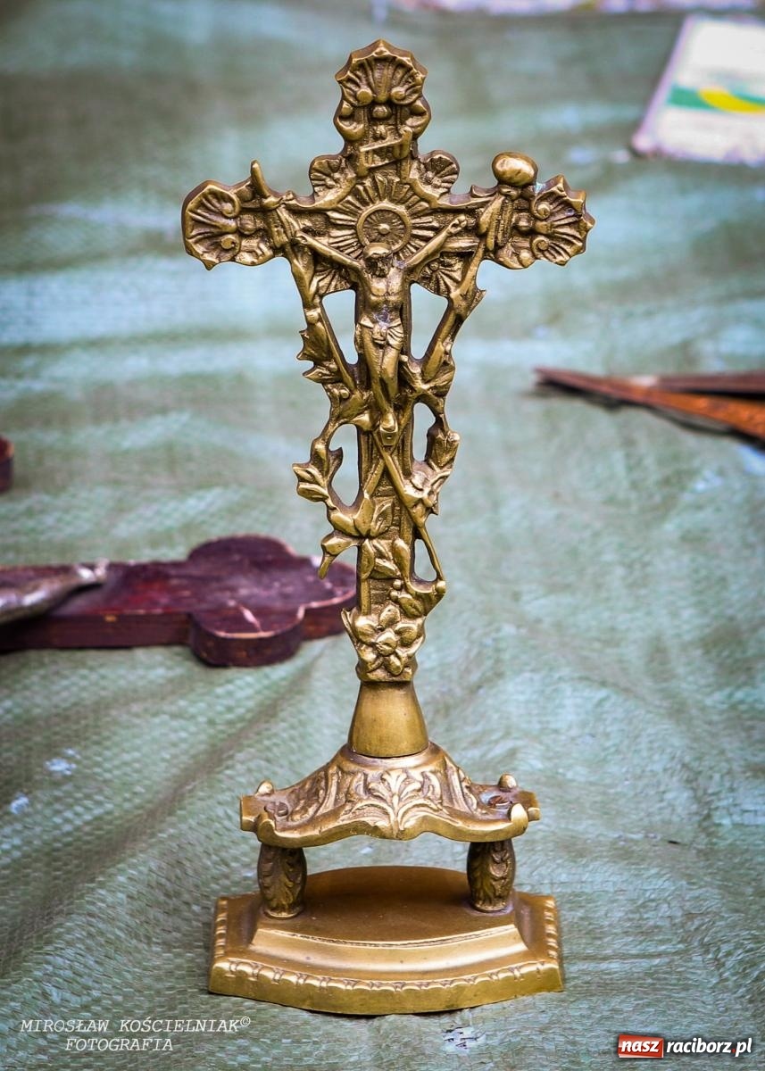 Zdjęcie w galerii na portalu naszraciborz.pl: Raciborski targ staroci ze smutnym akcentem  wiadomości z regionu