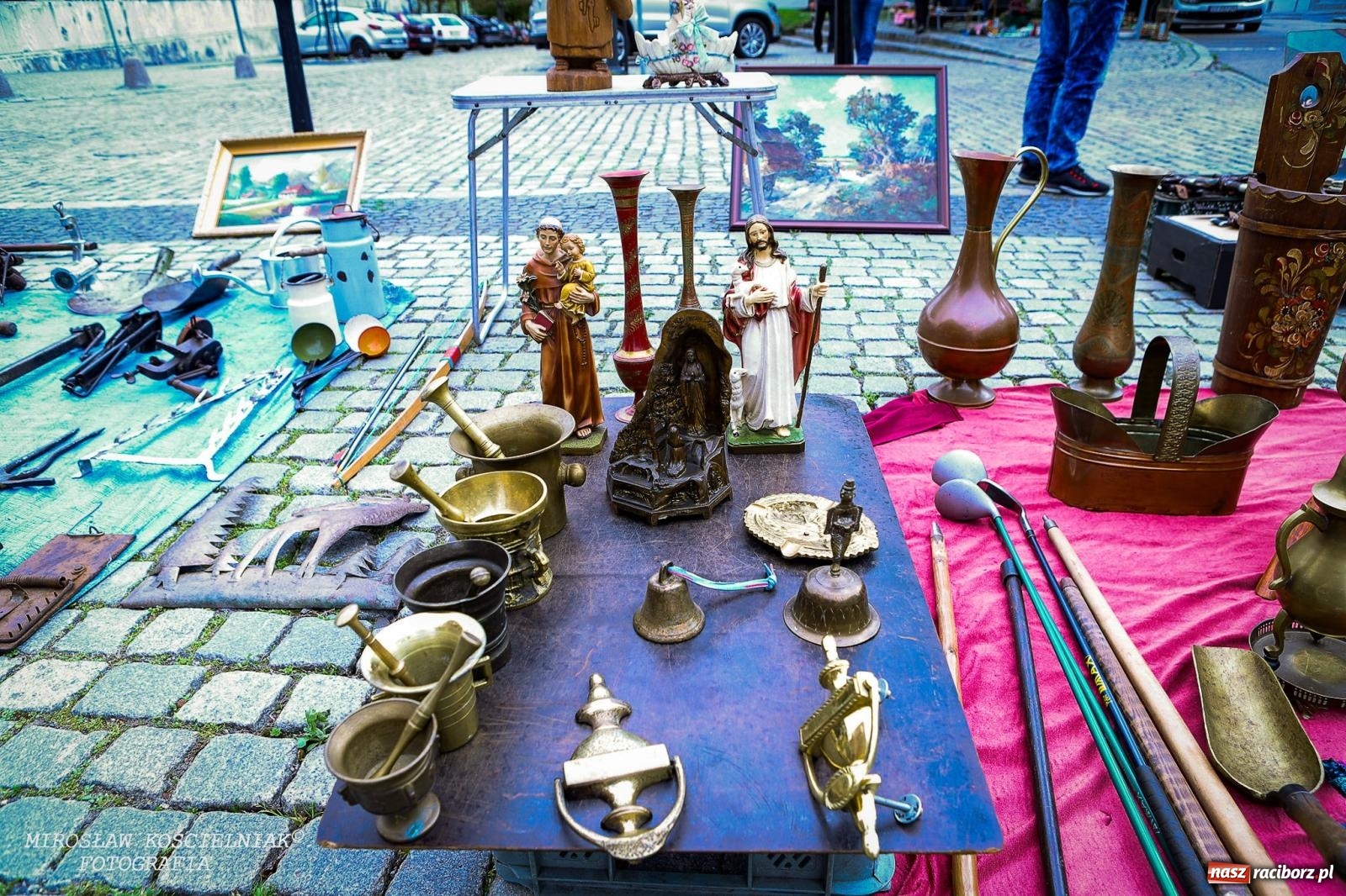 Zdjęcie w galerii na portalu naszraciborz.pl: Raciborski targ staroci ze smutnym akcentem  wiadomości z regionu