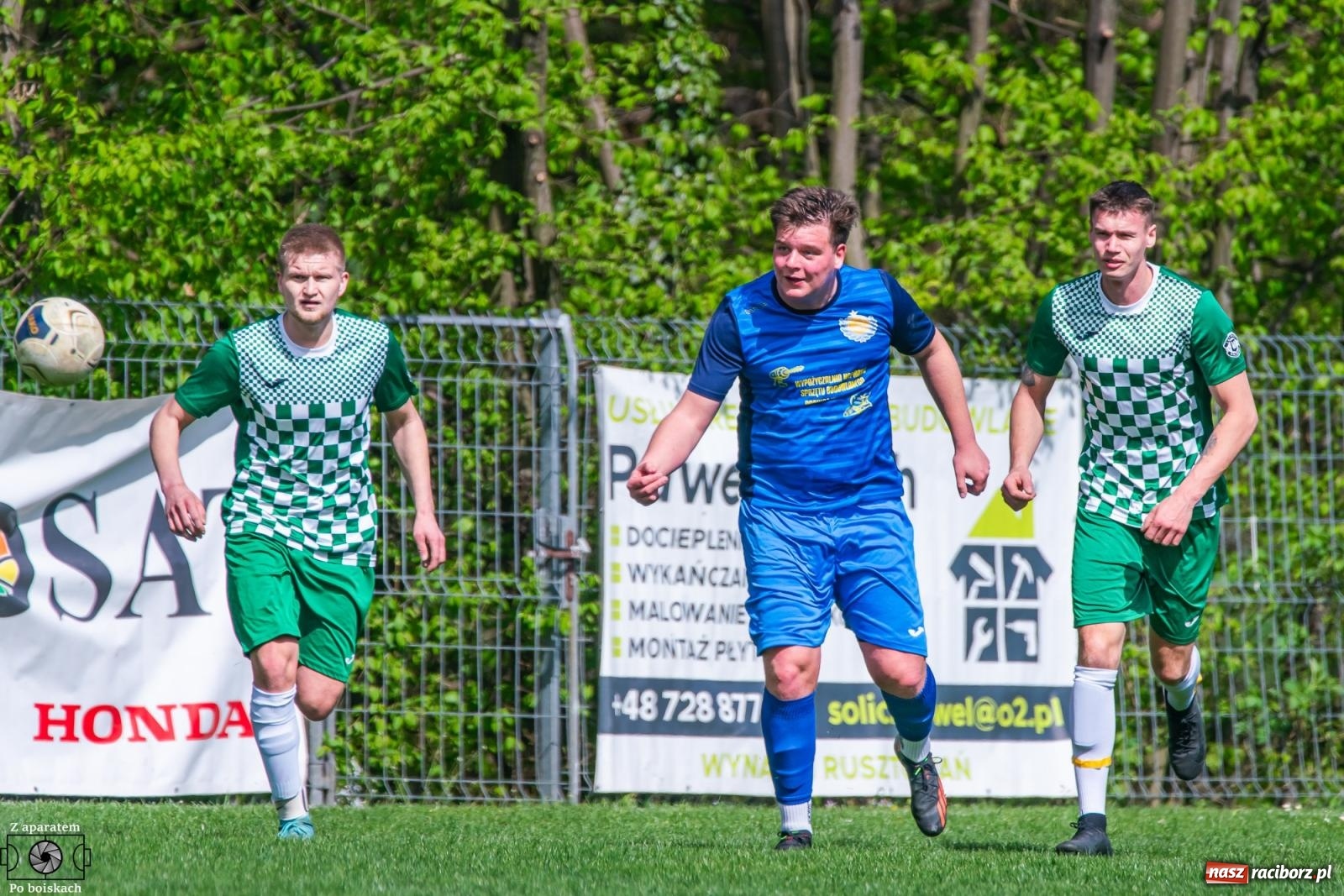 Zdjęcie w galerii na portalu naszraciborz.pl: Derby Raciborza. Dwa ciosy Ocic pogrążyły Brzezie [FOTO] wiadomości z regionu