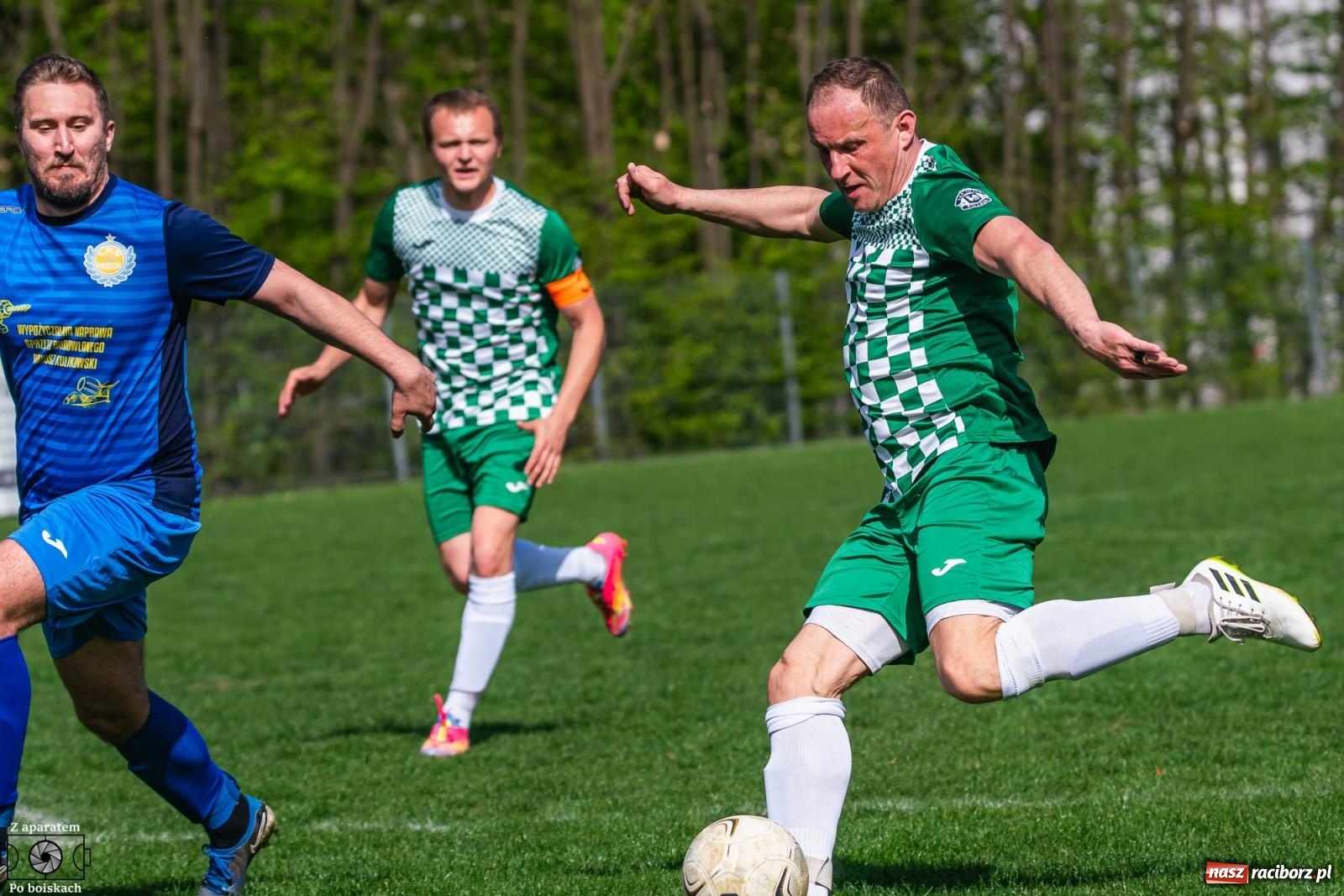 Zdjęcie w galerii na portalu naszraciborz.pl: Derby Raciborza. Dwa ciosy Ocic pogrążyły Brzezie [FOTO] wiadomości z regionu