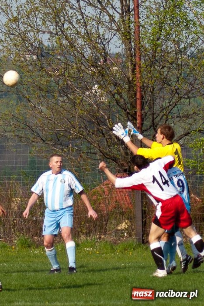 Zdjęcie w galerii na portalu naszraciborz.pl: Zawada za silna dla Tworkowa wiadomości z regionu