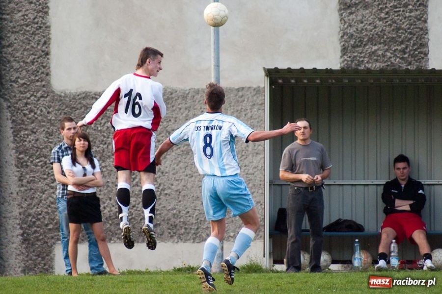 Zdjęcie w galerii na portalu naszraciborz.pl: Zawada za silna dla Tworkowa wiadomości z regionu