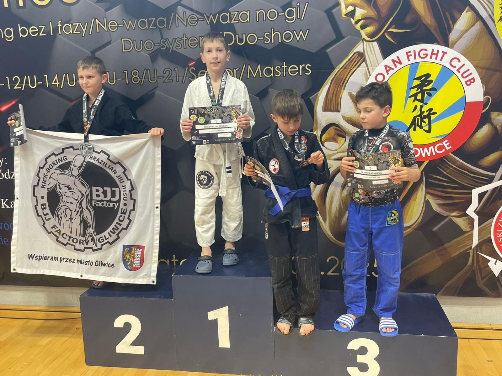 Zdjęcie w galerii na portalu naszraciborz.pl: Sukcesy Łamatorów na Silesian Open wiadomości z regionu