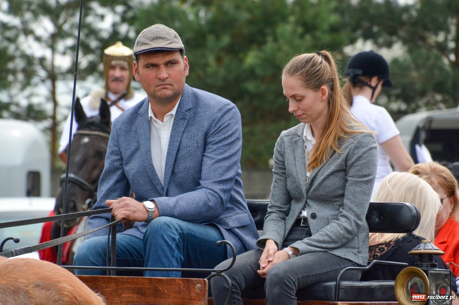 Zdjęcie w galerii na portalu naszraciborz.pl: Morawskie dziedzictwo, konie i goście honorowi – wielkanocna procesja w Pietrowicach Wielkich [FOTO i WIDEO] wiadomości z regionu