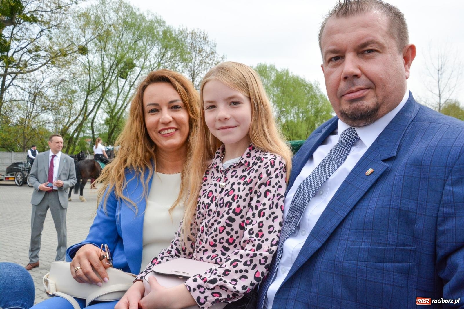 Zdjęcie w galerii na portalu naszraciborz.pl: Morawskie dziedzictwo, konie i goście honorowi – wielkanocna procesja w Pietrowicach Wielkich [FOTO i WIDEO] wiadomości z regionu