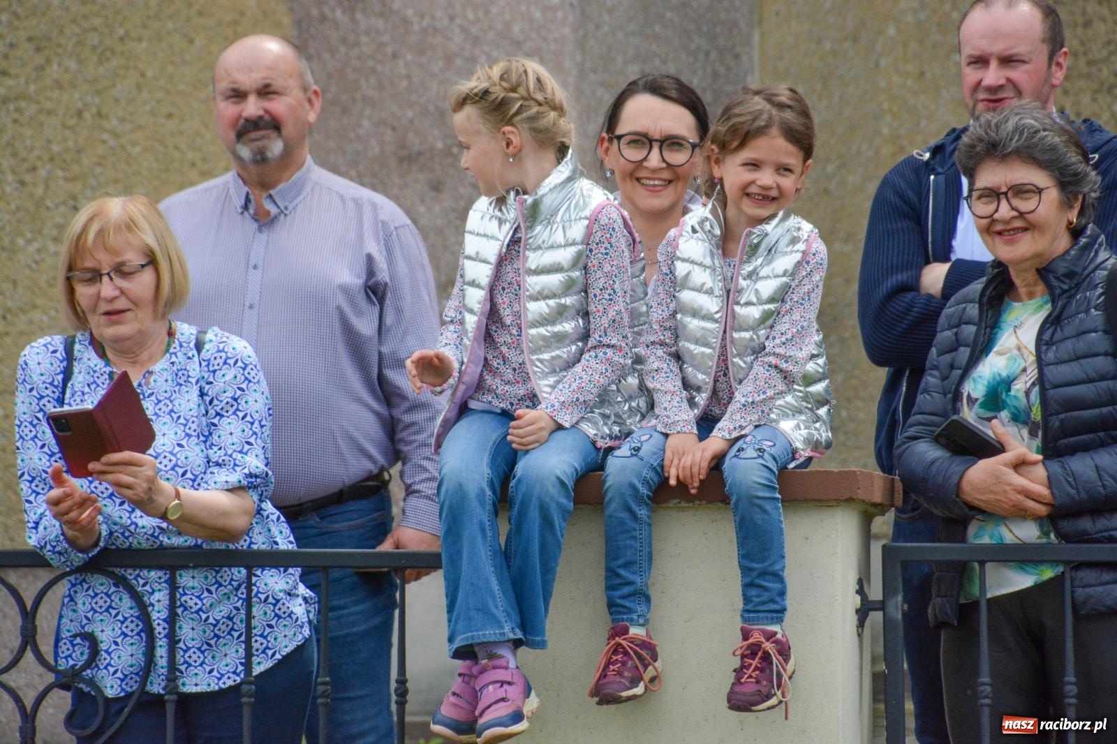 Zdjęcie w galerii na portalu naszraciborz.pl: Morawskie dziedzictwo, konie i goście honorowi – wielkanocna procesja w Pietrowicach Wielkich [FOTO i WIDEO] wiadomości z regionu