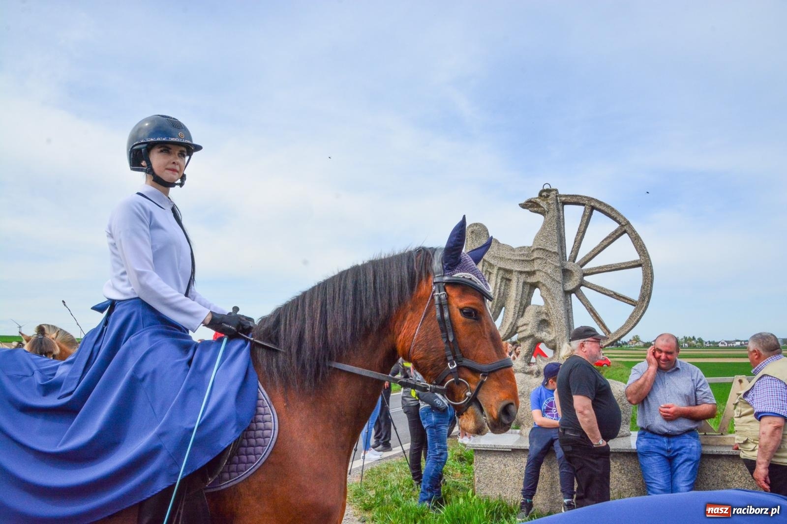Zdjęcie w galerii na portalu naszraciborz.pl: Procesja konna w Sudole przeszła granicami Raciborza z modlitwą o urodzaj [FOTO i WIDEO] wiadomości z regionu