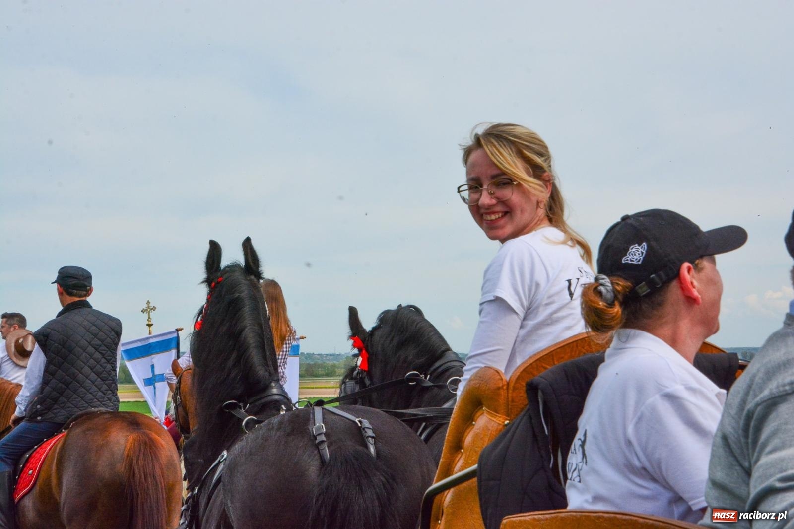 Zdjęcie w galerii na portalu naszraciborz.pl: Procesja konna w Sudole przeszła granicami Raciborza z modlitwą o urodzaj [FOTO i WIDEO] wiadomości z regionu
