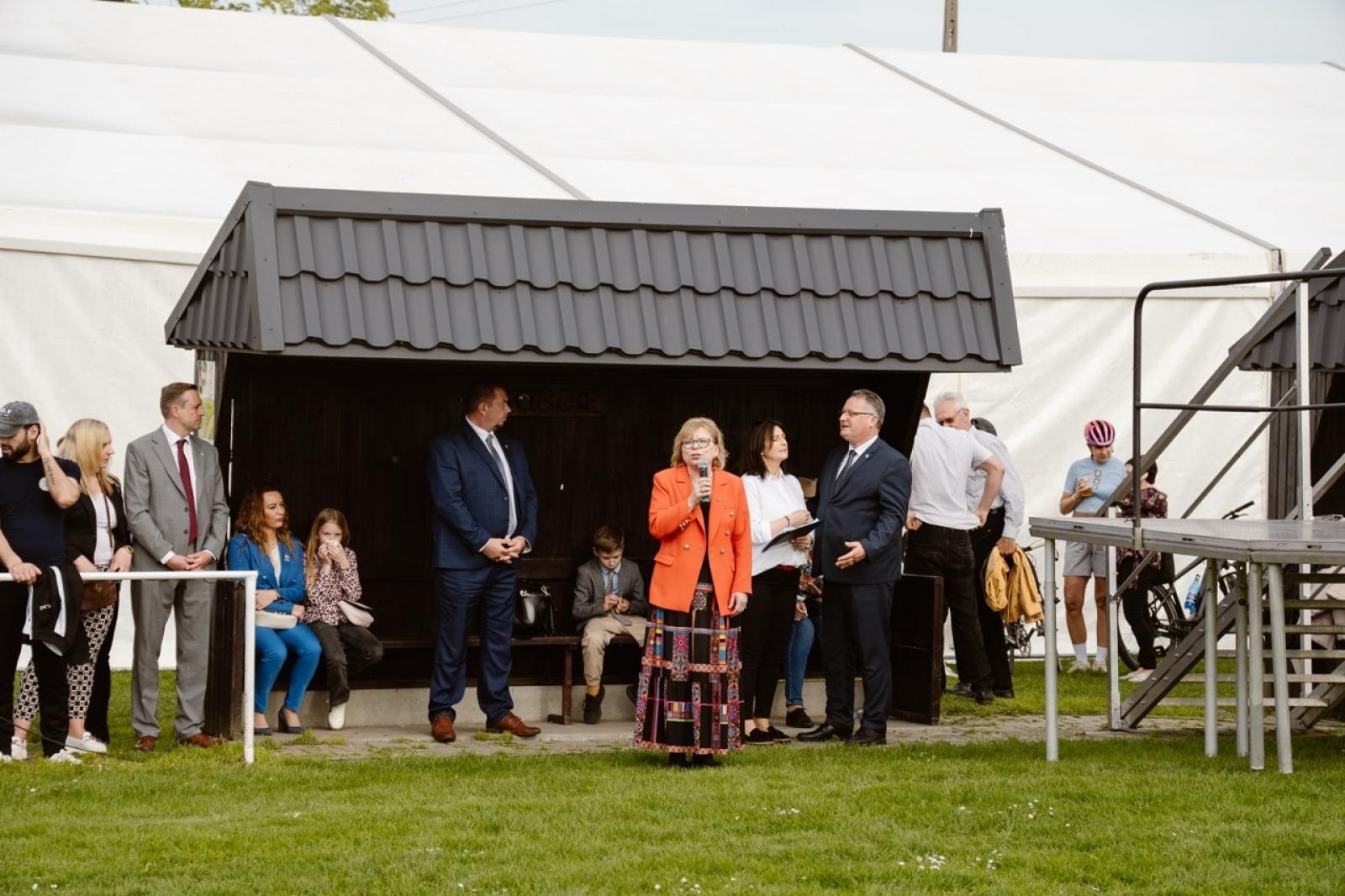 Zdjęcie w galerii na portalu naszraciborz.pl: Tradycyjna pietrowicka procesja wielkanocna na bis. Pielęgnowanie ducha i historii wiadomości z regionu