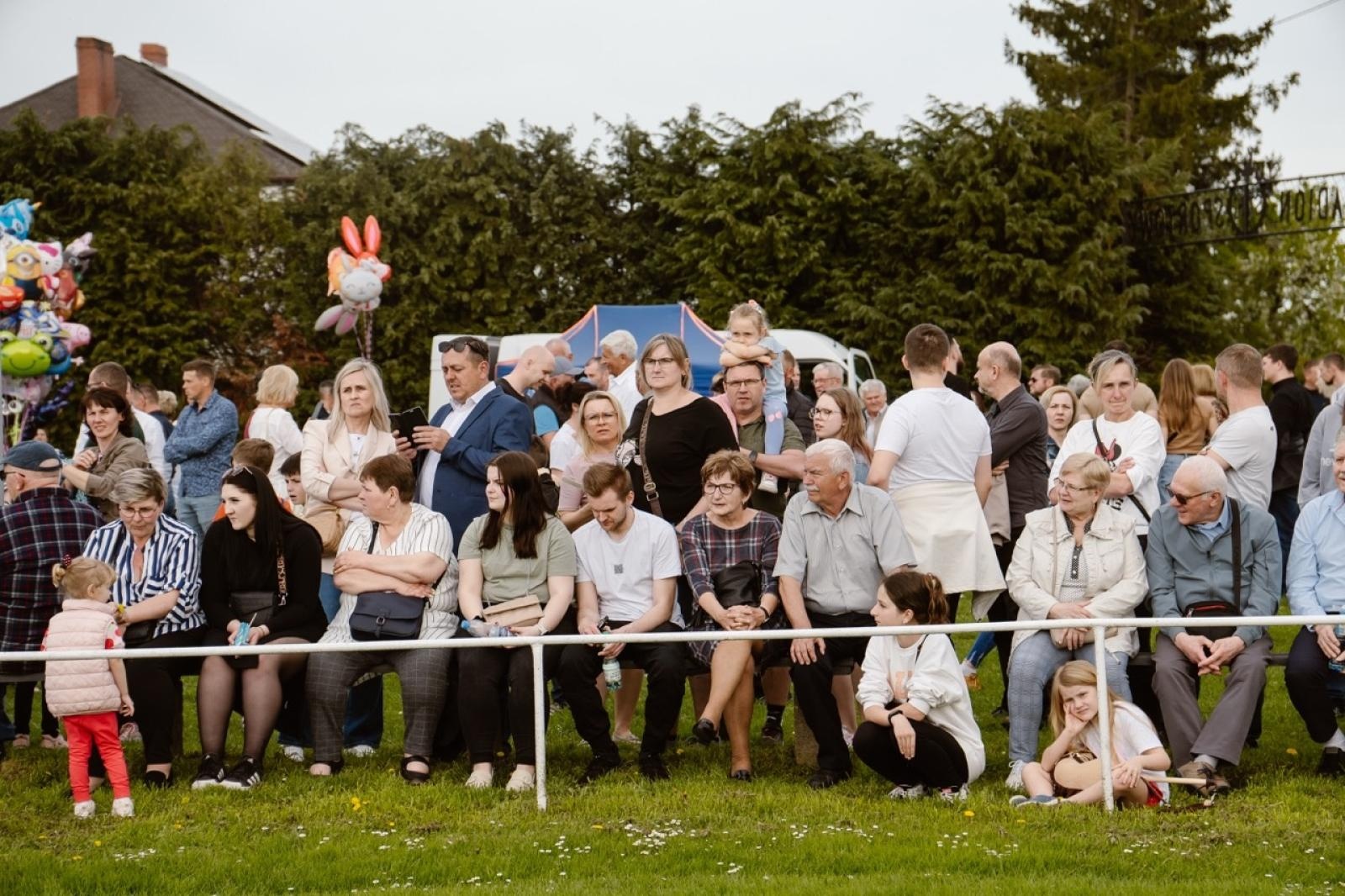 Zdjęcie w galerii na portalu naszraciborz.pl: Tradycyjna pietrowicka procesja wielkanocna na bis. Pielęgnowanie ducha i historii wiadomości z regionu