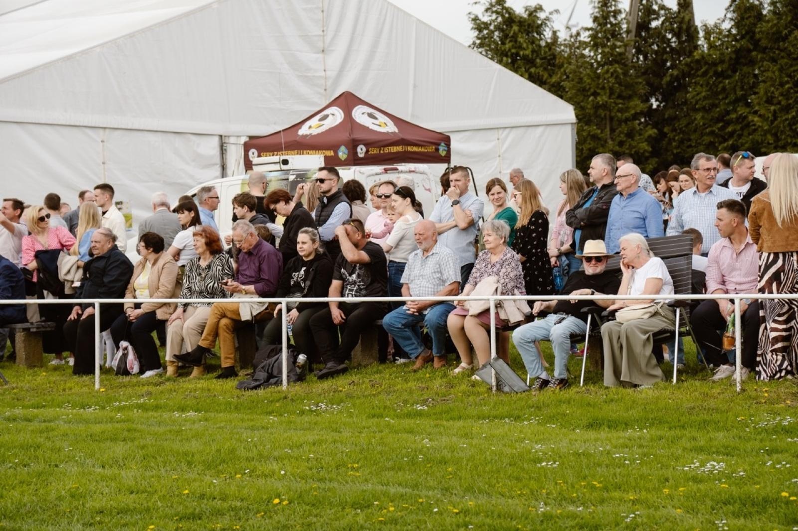 Zdjęcie w galerii na portalu naszraciborz.pl: Tradycyjna pietrowicka procesja wielkanocna na bis. Pielęgnowanie ducha i historii wiadomości z regionu