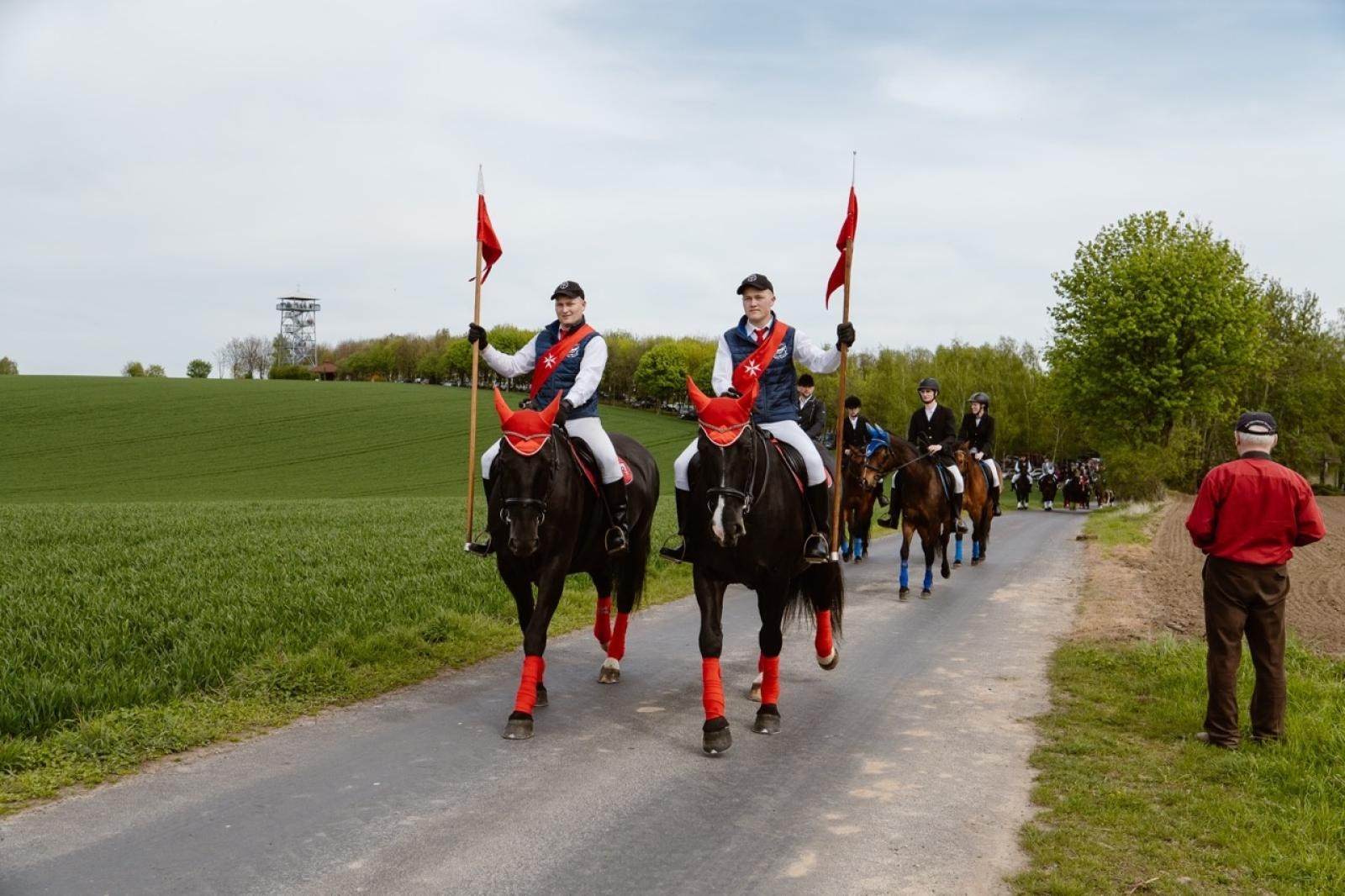 Zdjęcie w galerii na portalu naszraciborz.pl: Tradycyjna pietrowicka procesja wielkanocna na bis. Pielęgnowanie ducha i historii wiadomości z regionu