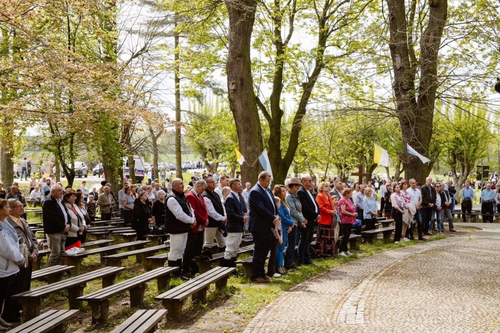Zdjęcie w galerii na portalu naszraciborz.pl: Tradycyjna pietrowicka procesja wielkanocna na bis. Pielęgnowanie ducha i historii wiadomości z regionu