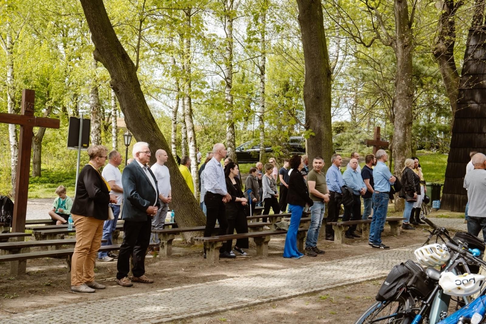 Zdjęcie w galerii na portalu naszraciborz.pl: Tradycyjna pietrowicka procesja wielkanocna na bis. Pielęgnowanie ducha i historii wiadomości z regionu