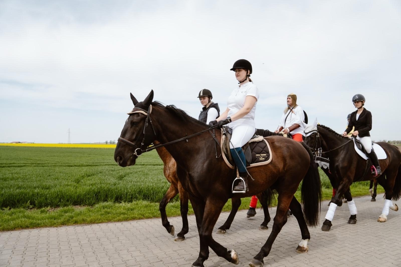 Zdjęcie w galerii na portalu naszraciborz.pl: Tradycyjna pietrowicka procesja wielkanocna na bis. Pielęgnowanie ducha i historii wiadomości z regionu