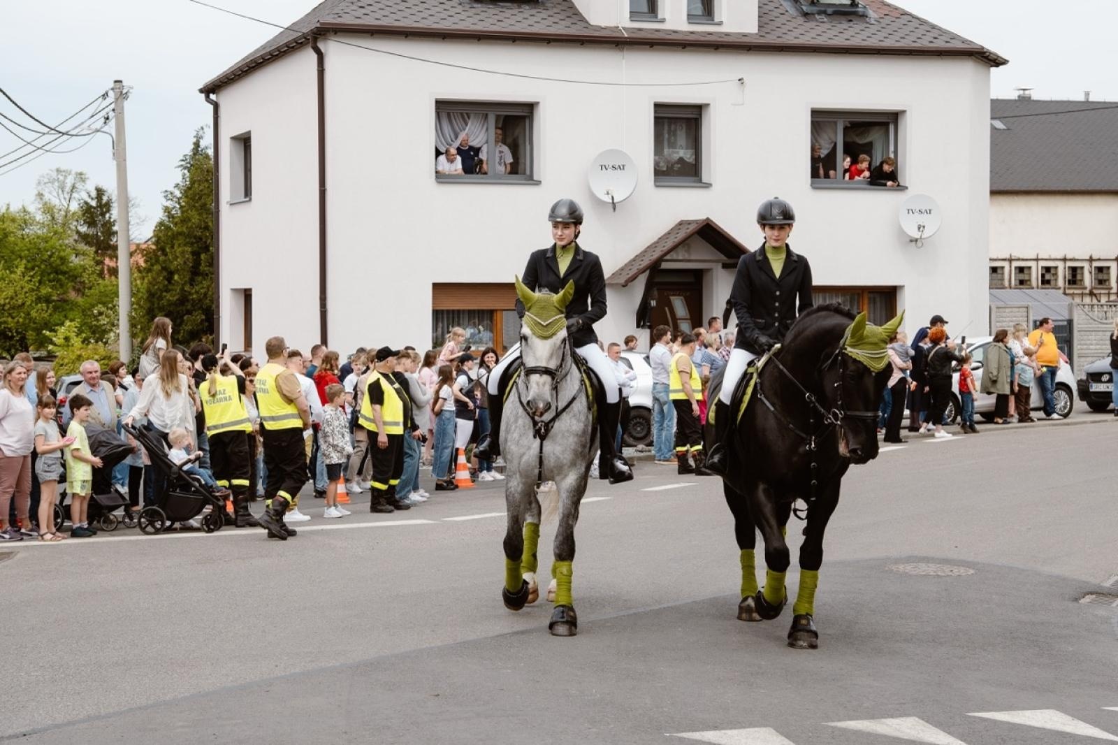 Zdjęcie w galerii na portalu naszraciborz.pl: Tradycyjna pietrowicka procesja wielkanocna na bis. Pielęgnowanie ducha i historii wiadomości z regionu