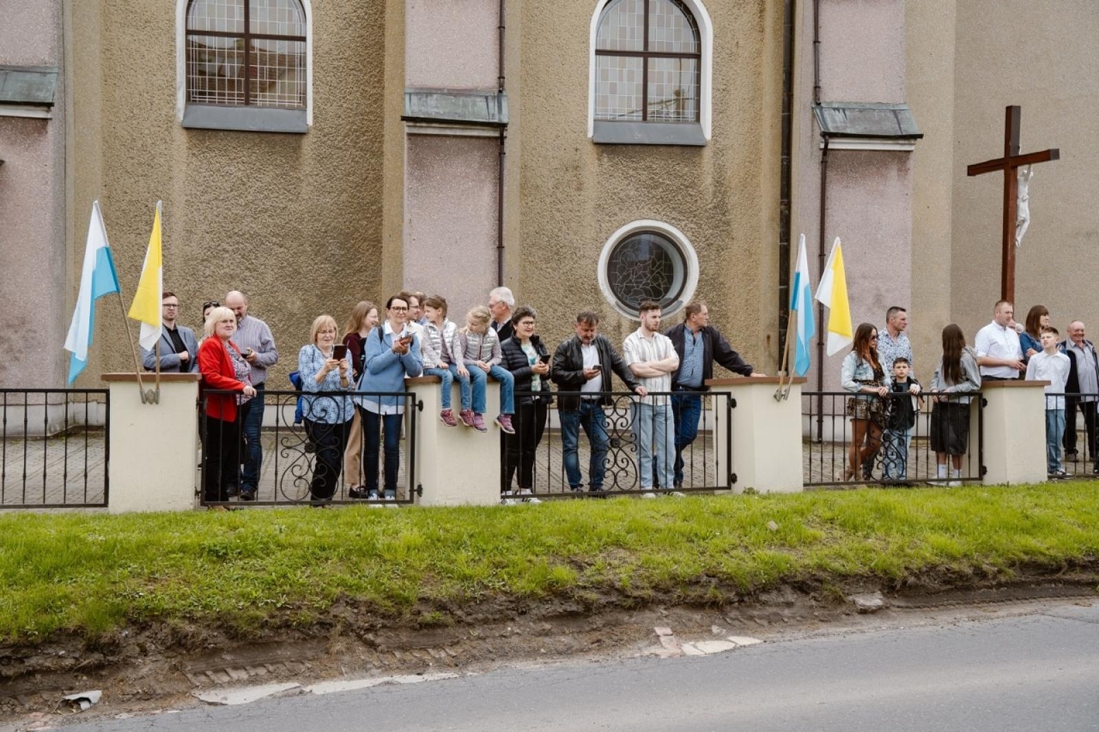Zdjęcie w galerii na portalu naszraciborz.pl: Tradycyjna pietrowicka procesja wielkanocna na bis. Pielęgnowanie ducha i historii wiadomości z regionu
