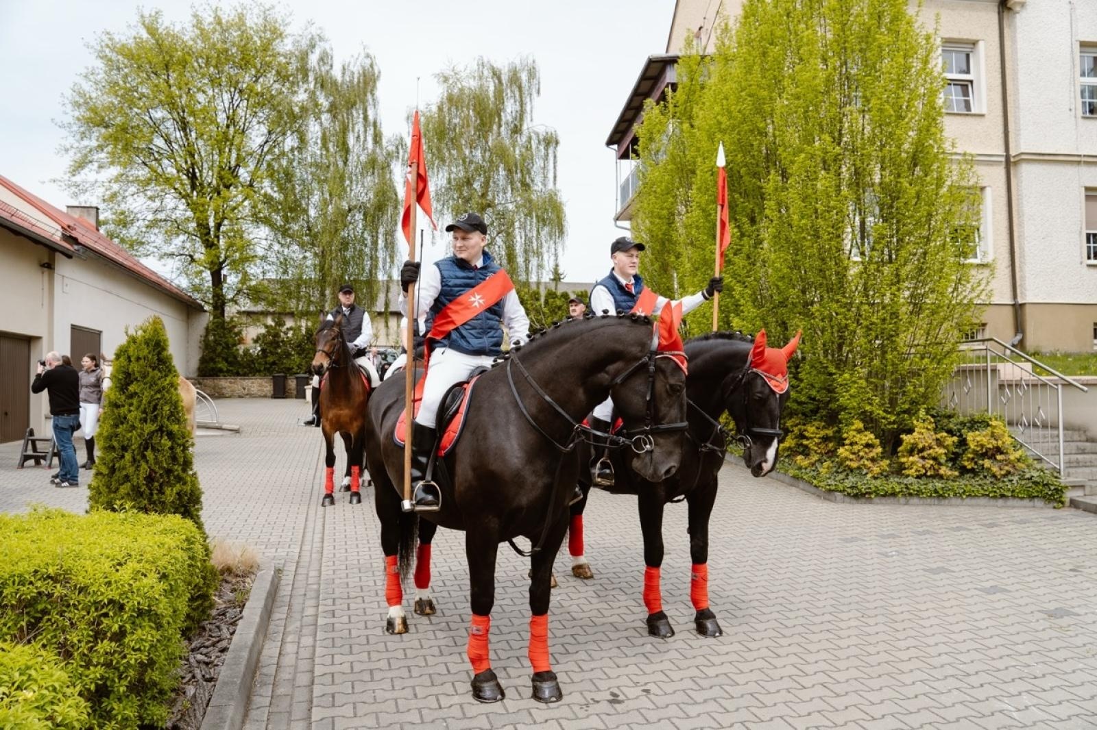 Zdjęcie w galerii na portalu naszraciborz.pl: Tradycyjna pietrowicka procesja wielkanocna na bis. Pielęgnowanie ducha i historii wiadomości z regionu