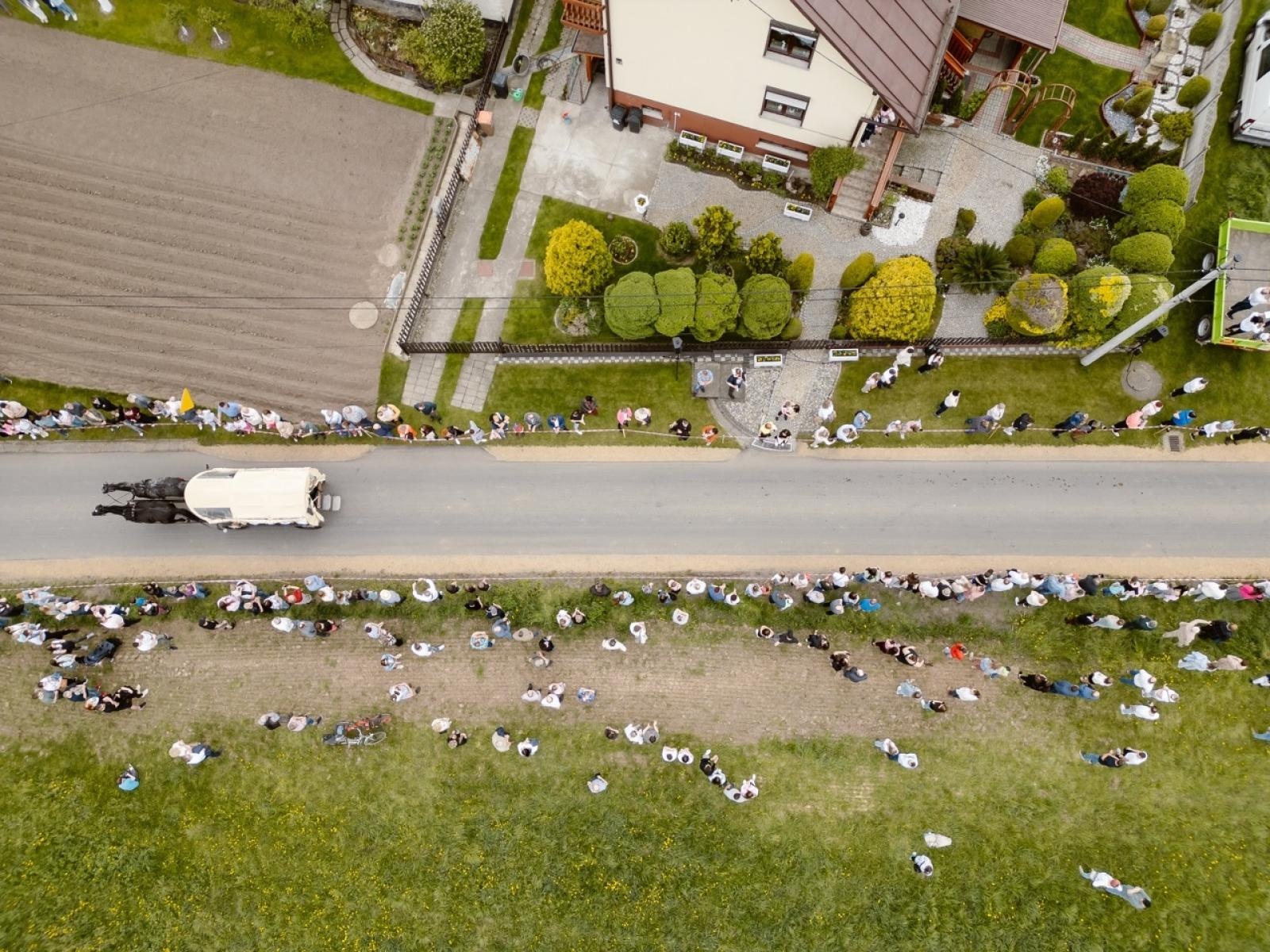 Zdjęcie w galerii na portalu naszraciborz.pl: Tradycyjna pietrowicka procesja wielkanocna na bis. Pielęgnowanie ducha i historii wiadomości z regionu