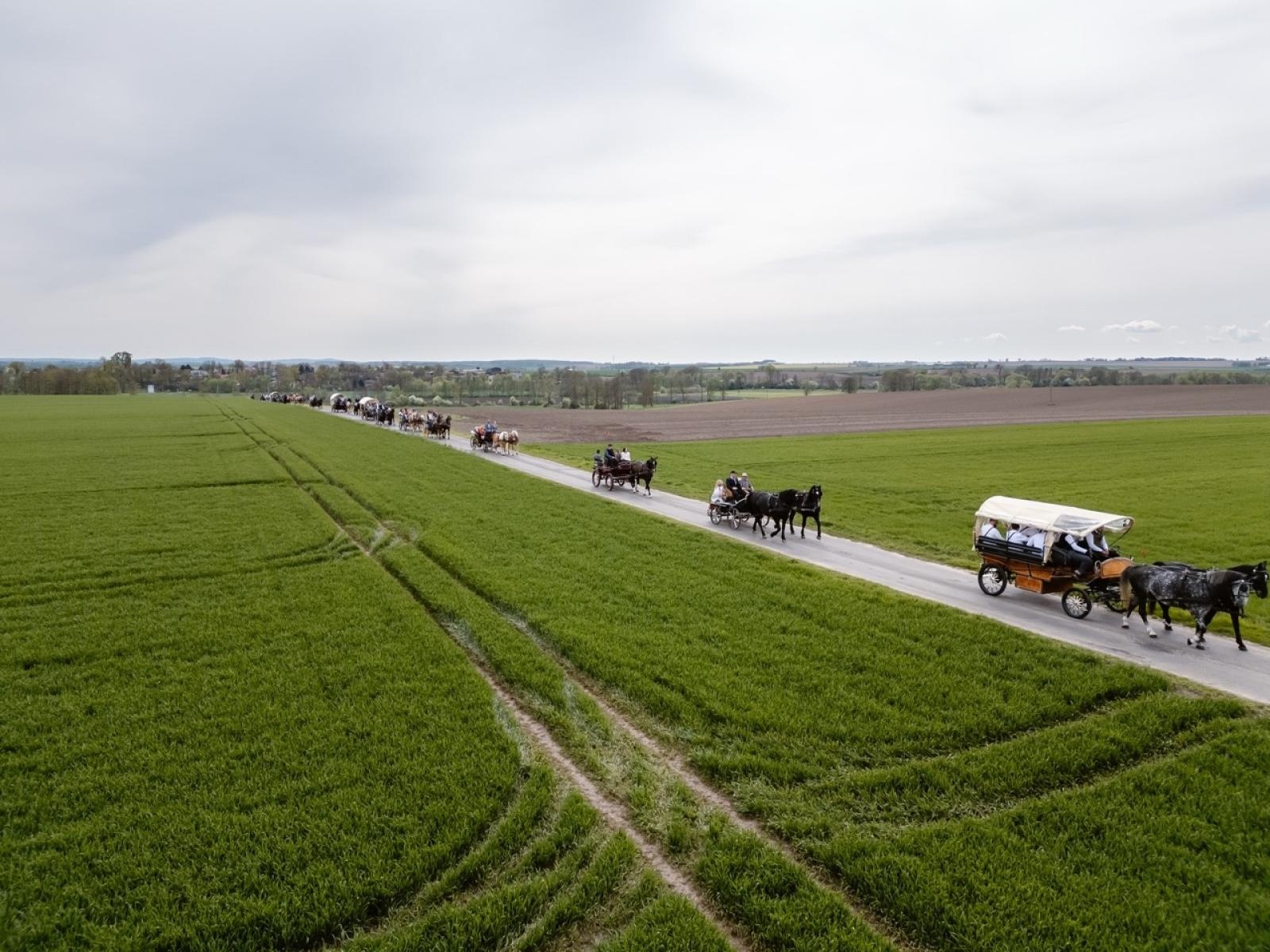 Zdjęcie w galerii na portalu naszraciborz.pl: Tradycyjna pietrowicka procesja wielkanocna na bis. Pielęgnowanie ducha i historii wiadomości z regionu