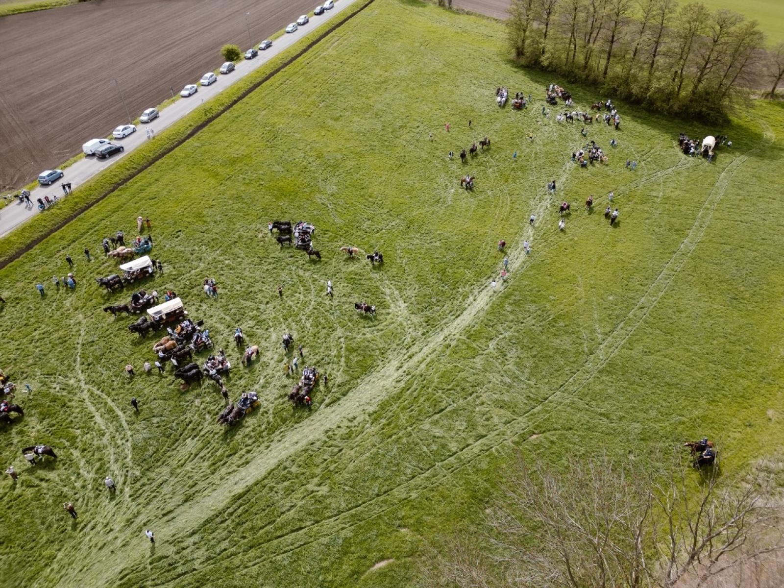 Zdjęcie w galerii na portalu naszraciborz.pl: Tradycyjna pietrowicka procesja wielkanocna na bis. Pielęgnowanie ducha i historii wiadomości z regionu