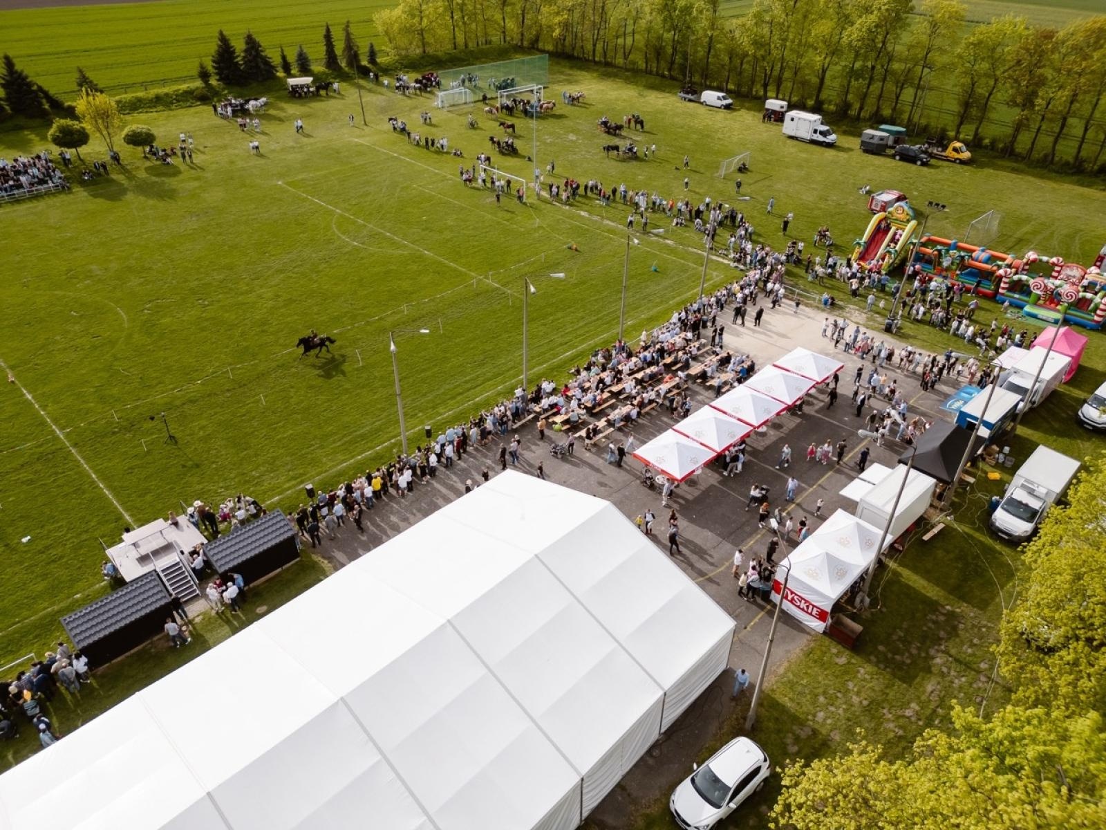 Zdjęcie w galerii na portalu naszraciborz.pl: Tradycyjna pietrowicka procesja wielkanocna na bis. Pielęgnowanie ducha i historii wiadomości z regionu