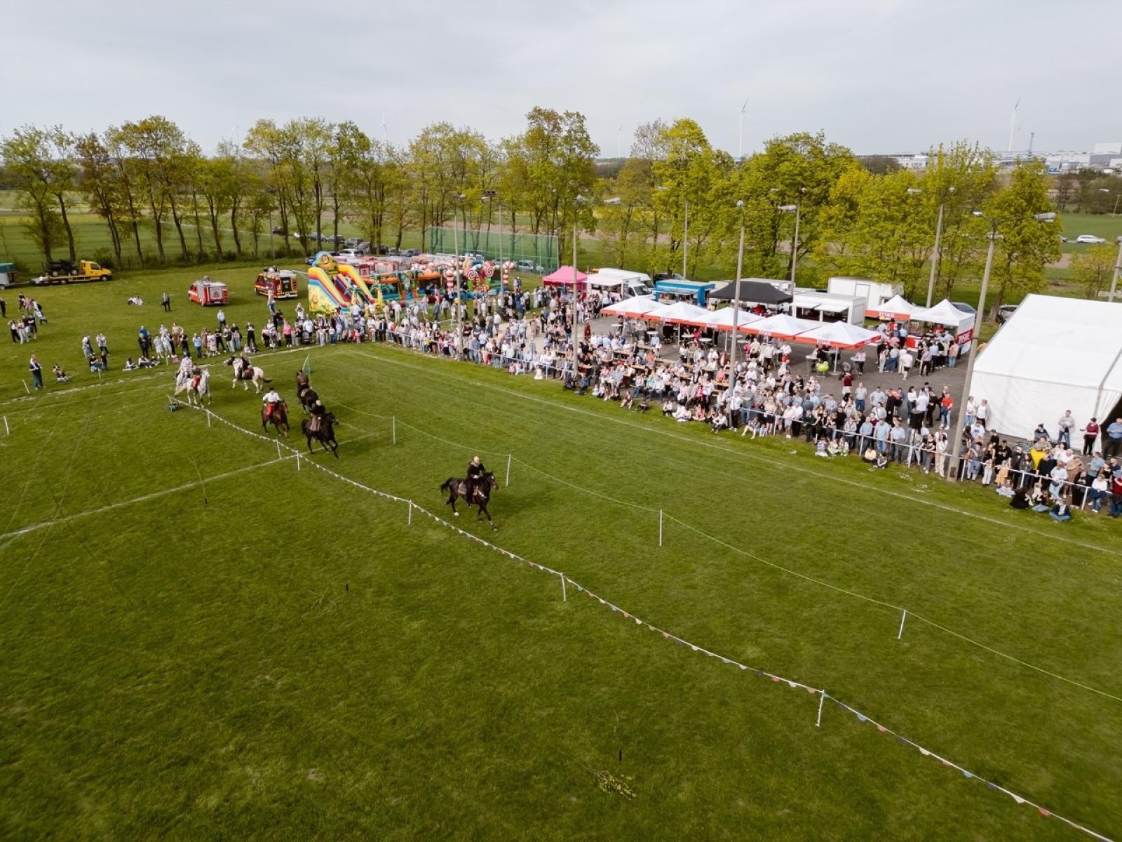 Zdjęcie w galerii na portalu naszraciborz.pl: Tradycyjna pietrowicka procesja wielkanocna na bis. Pielęgnowanie ducha i historii wiadomości z regionu