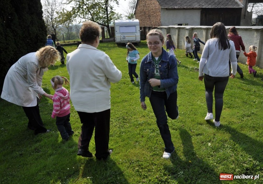 Zdjęcie w galerii na portalu naszraciborz.pl: Wielkanocne spotkanie u plebana wiadomości z regionu