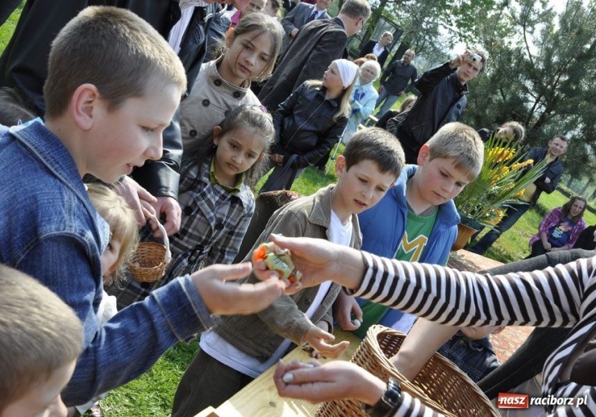 Zdjęcie w galerii na portalu naszraciborz.pl: Wielkanocne spotkanie u plebana wiadomości z regionu