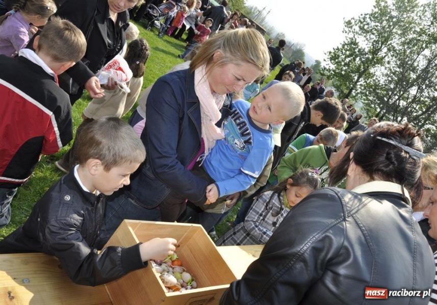 Zdjęcie w galerii na portalu naszraciborz.pl: Wielkanocne spotkanie u plebana wiadomości z regionu