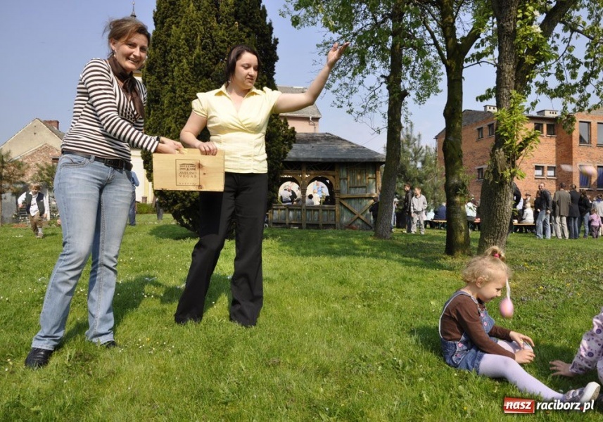 Zdjęcie w galerii na portalu naszraciborz.pl: Wielkanocne spotkanie u plebana wiadomości z regionu