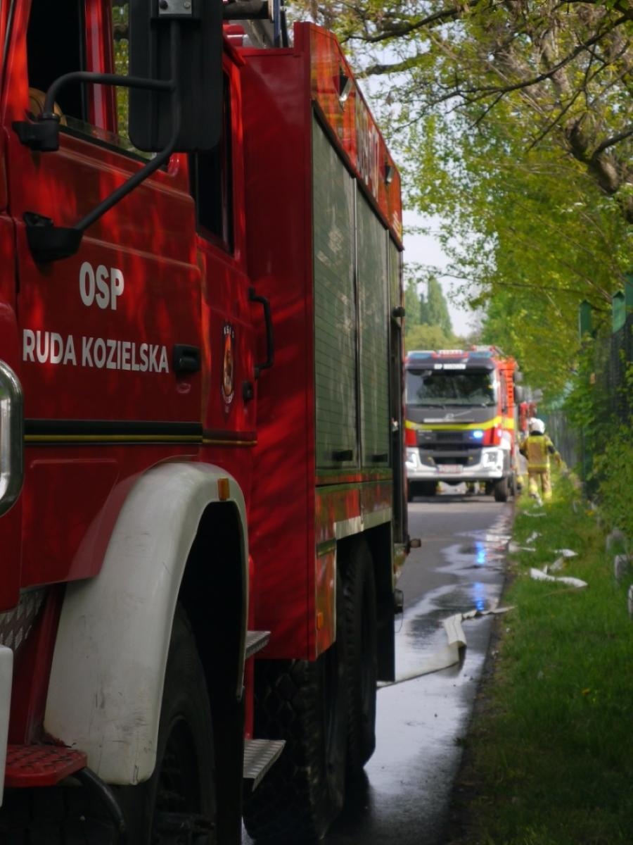 Zdjęcie w galerii na portalu naszraciborz.pl: Ćwiczenia strażackiej kompanii odwodowej w Raciborzu: działania na terenie Tokai Cobex wiadomości z regionu