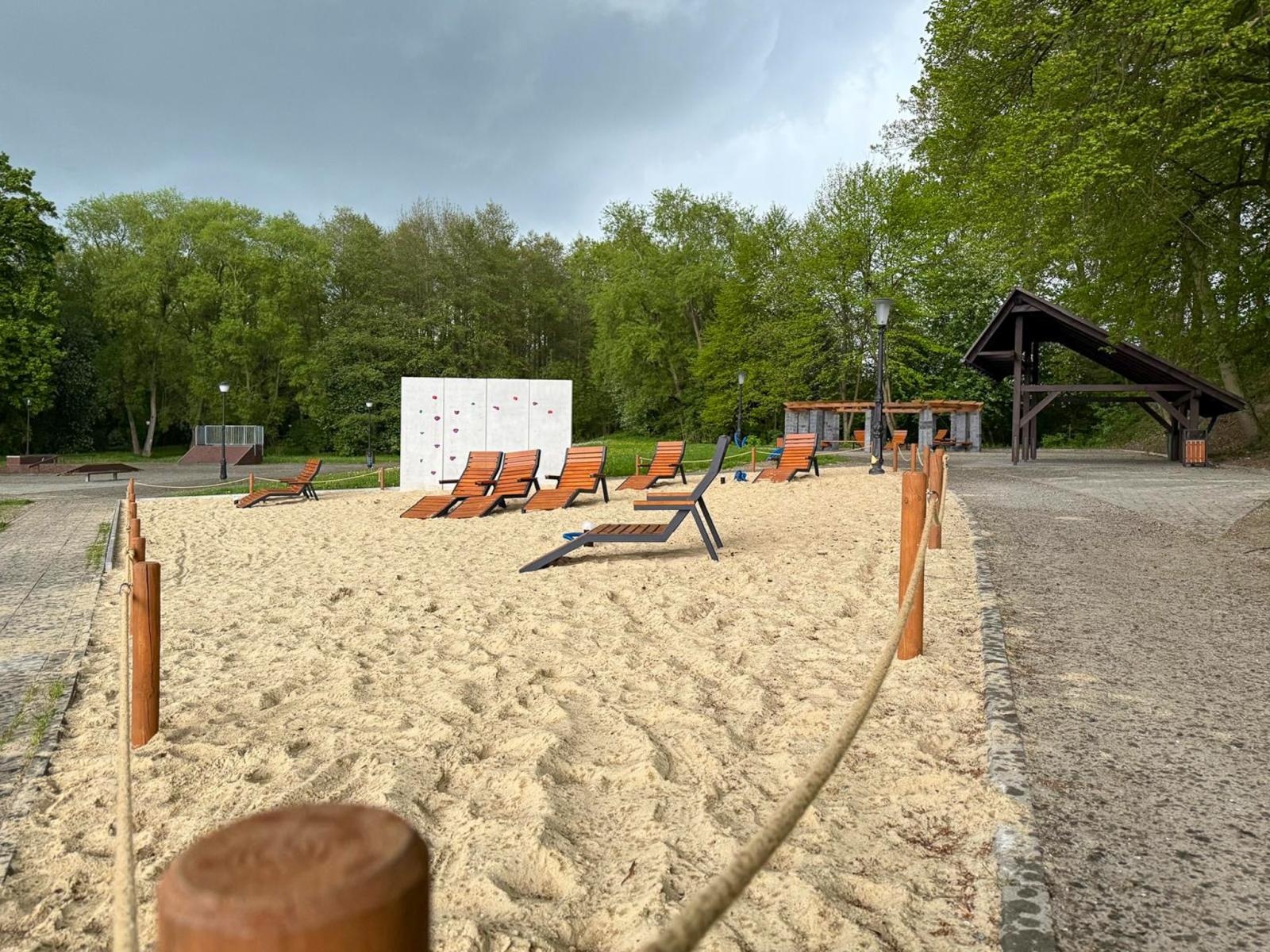 Zdjęcie w galerii na portalu naszraciborz.pl: Plaża w Kornicach otwiera sezon – muzyka, sztuka i dobra zabawa już 30 kwietnia wiadomości z regionu