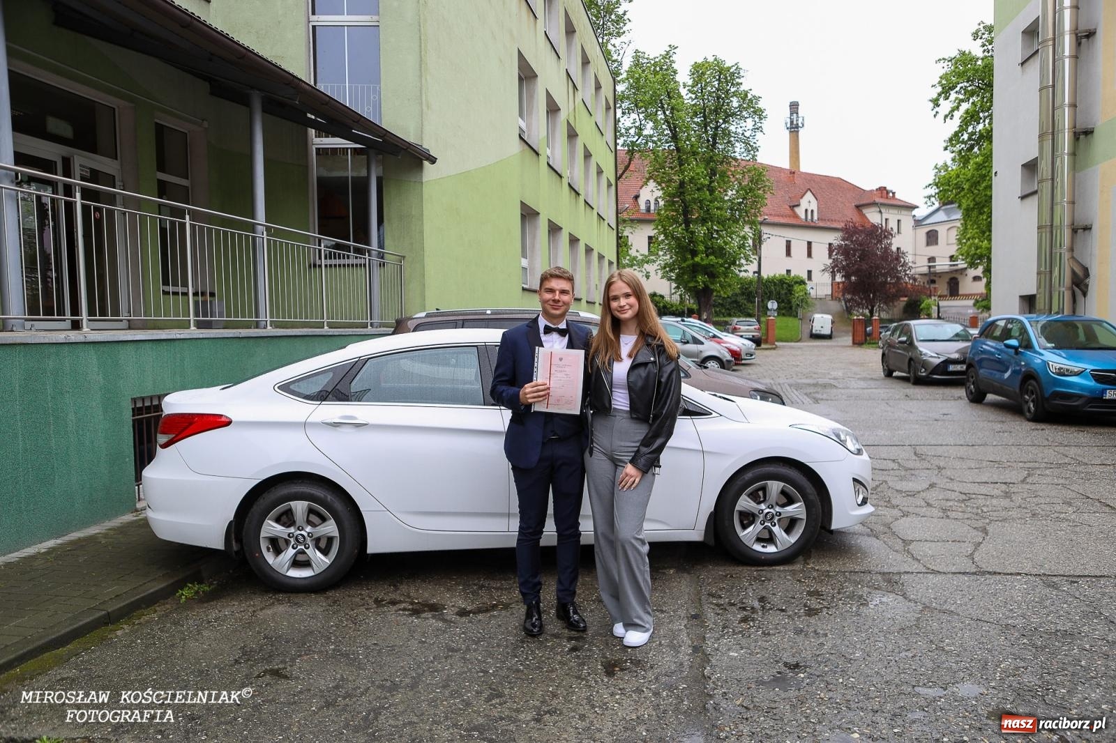 Zdjęcie w galerii na portalu naszraciborz.pl: Raciborska politechnika nad Odrą pożegnała absolwentów wiadomości z regionu