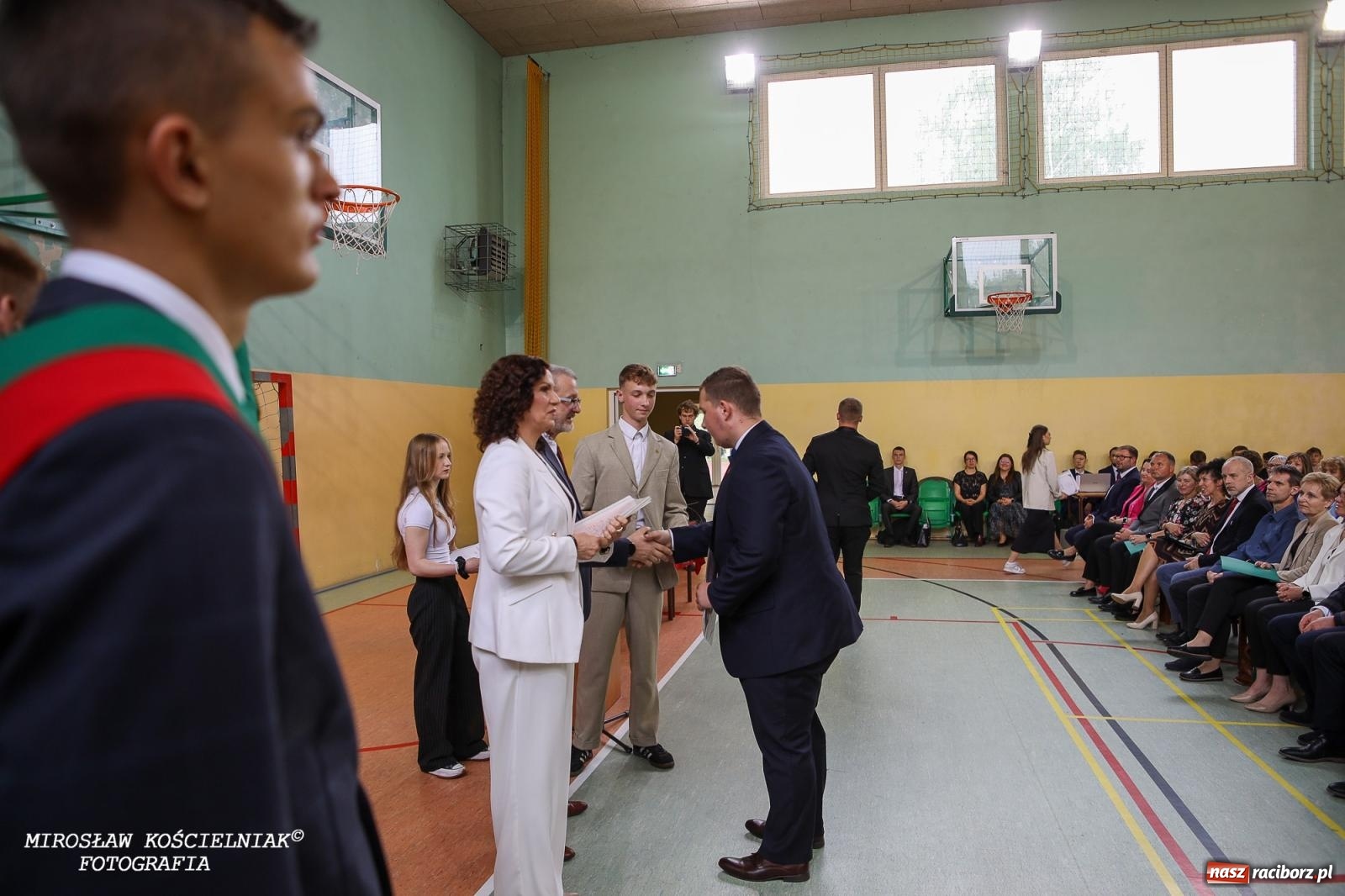 Zdjęcie w galerii na portalu naszraciborz.pl: Raciborska politechnika nad Odrą pożegnała absolwentów wiadomości z regionu