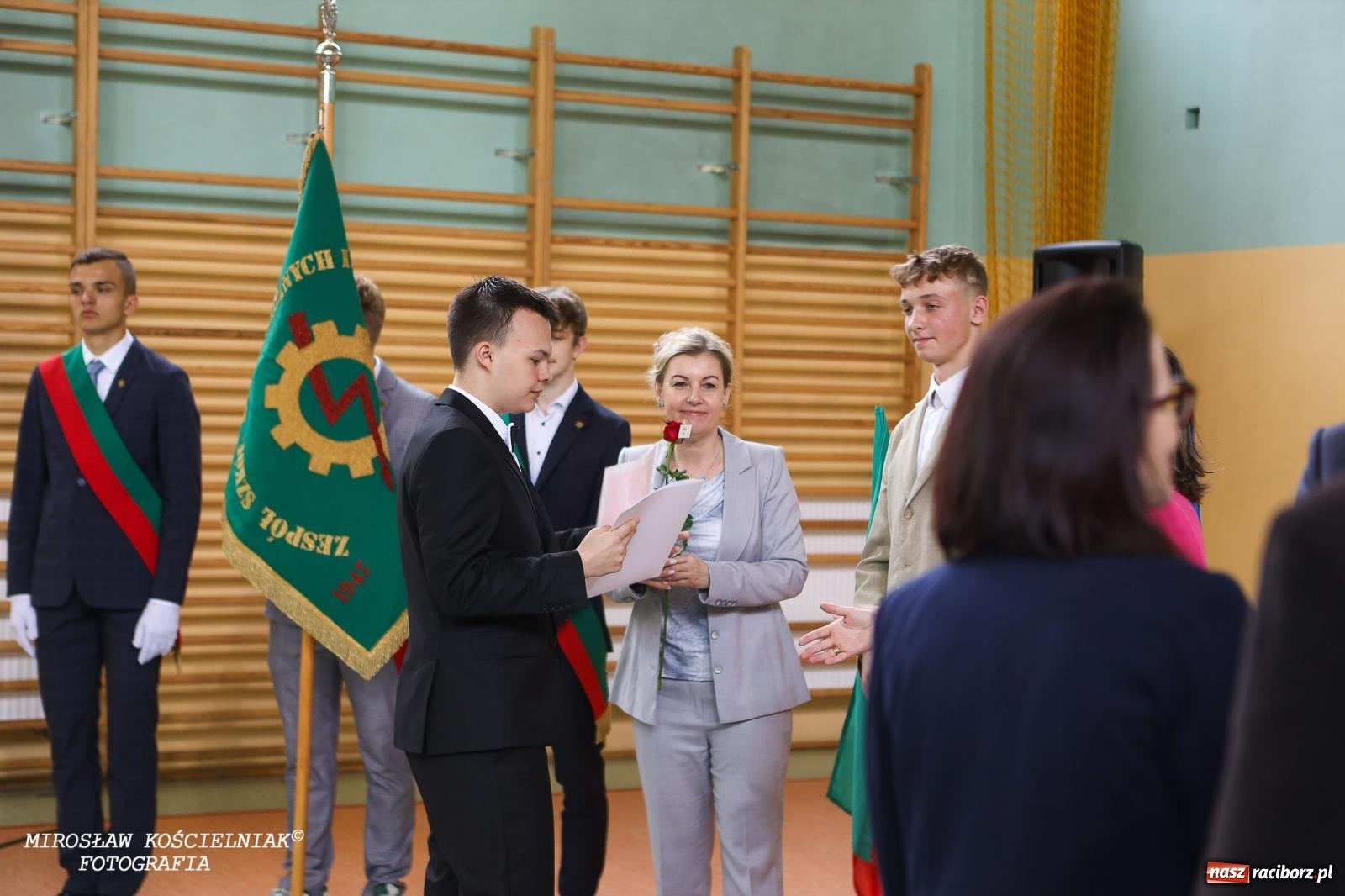 Zdjęcie w galerii na portalu naszraciborz.pl: Raciborska politechnika nad Odrą pożegnała absolwentów wiadomości z regionu