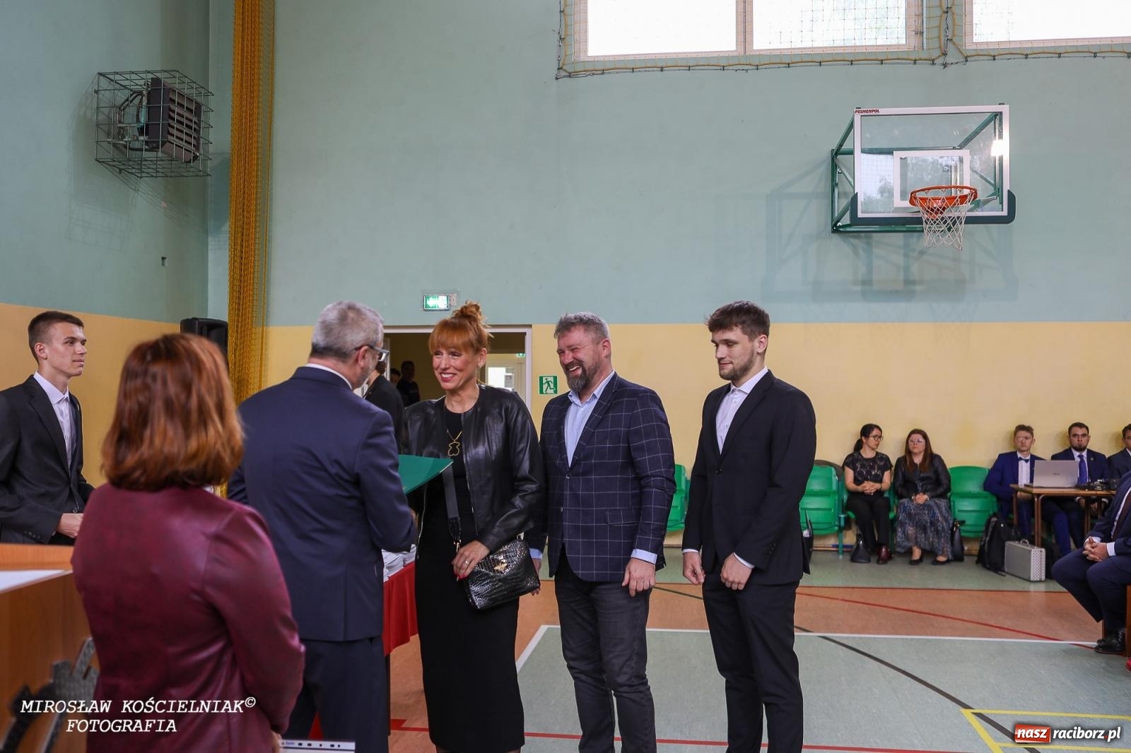 Zdjęcie w galerii na portalu naszraciborz.pl: Raciborska politechnika nad Odrą pożegnała absolwentów wiadomości z regionu